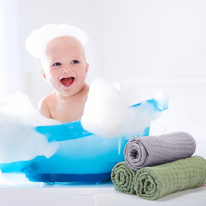 VitalCozy 6 Pcs Baby Muslin Hooded Bath Towels and Washcloths, 32 x 32 Inch Muslin Cotton Hooded Baby Towels Absorbent Blankets for Gift Newborn Infant Shower(Green, Gray)