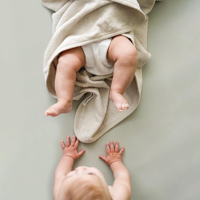 CuddleBug Hooded Baby Bath Towel & Washcloth Set (Bear) - 100% Cotton Terrycloth Hooded Baby Towels for Newborn & Toddler, Super-Soft & Ultra-Absorbent, Newborn Essentials (30" x 30") - Honey Beige