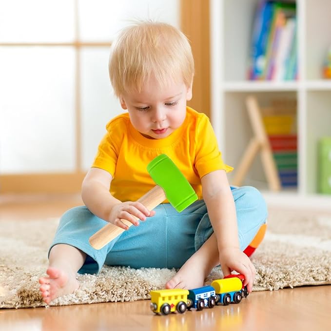 10 Pcs Kids Wooden Hammer Toy with 100 Pcs Colorful Wood Golf Tees, Small Plastic Hammer Simulation Hammers Educational Toys for Children Gift Birthday Party (Red and Green)