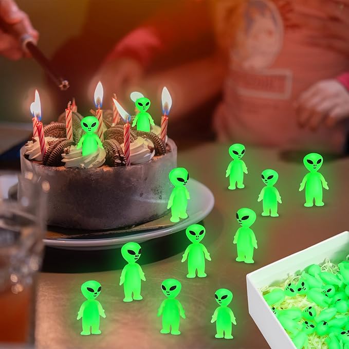 100 Pcs Mini Alien Figures Glow in The Dark Small Little Tiny Aliens Figurine to Hide and Seek for Space Party Favors Prank Rubber Toys Bulk Gifts for Halloween Party Goodie Bag Fillers