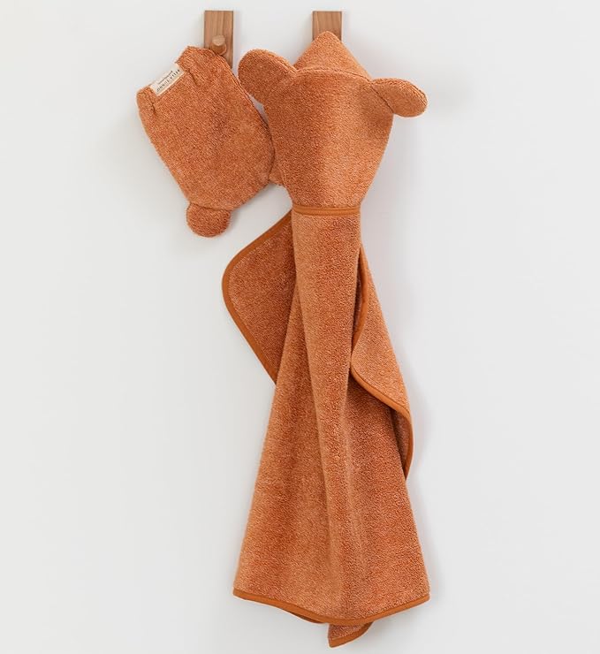 Bella Tunno Baby Bath Towel and Wash Mitt Set – Soft Absorbent Hooded Towels and Mitt-Style Baby Washcloths, Oeko-TEX Certified (Pumpkin)