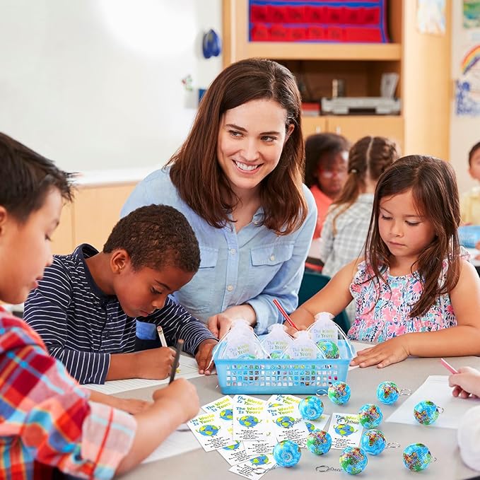 Quelay 24 Pack Earth Day Globe Keychains for Kids, Planet Earth Keyrings Toy Includes Globe Stress Balls Cards Organza Bags, School Party Favor