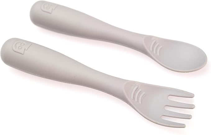 Talktools Bitsy Feeding Kid's Essentials Plate Set – Toddler Utensils, Spoon and Fork, Plate Lid, Perfect for Mealtime – Strong Suction Toddler Plates with 4 Compartments (Set-Cloud)