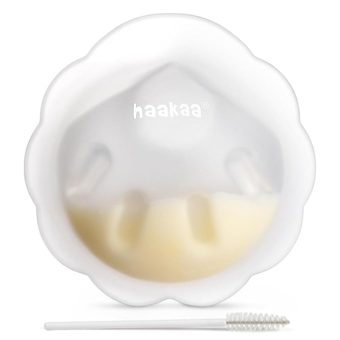 haakaa Petal Soft Silicone Milk Collector丨Discreet Leak-Protection Breast Milk Saver, Reusable Breast Shells Milk Collection Cup for Breastfeeding with Cleaning Brush- 1PC