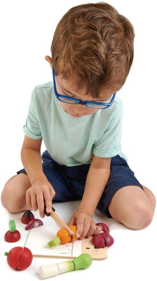 Tender Leaf Toys - Mini Chef Chopping Board - 16 Pcs Wooden Cutting Vegetable Toys with Knife - Accessories for Play Kitchen with Drawstring Bag - Develops Fine Motor Skills for Kids - Age 3+