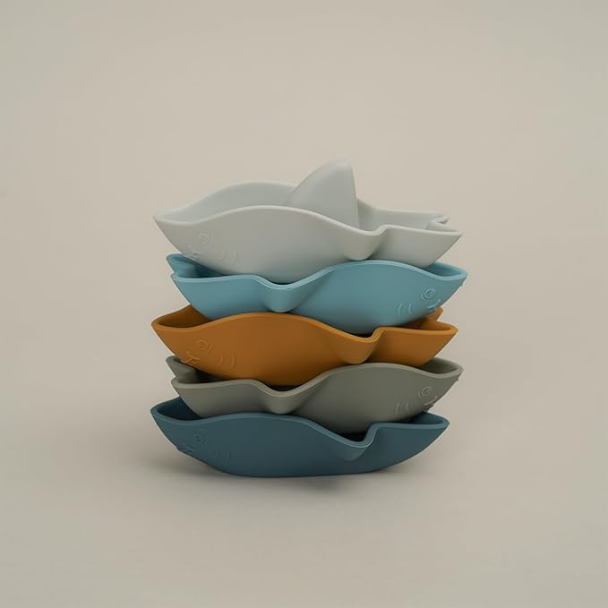 Bessentials Silicone Stackable Baby Shark Boat Bath Toys Set, Mold-Free Floating Bathtub Toys for Baby & Toddler,BPA Free,Set of 5