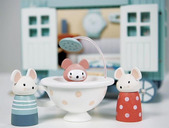 Tender Leaf Toys - Secret Meadow Shepherd’s Hut - Portable Furnished Wooden Shepherd’s Hut on Wheels with 11 Pcs Accessories and 3 Mice Dolls - Open-Ended Play and Story Tellings - Age 3+