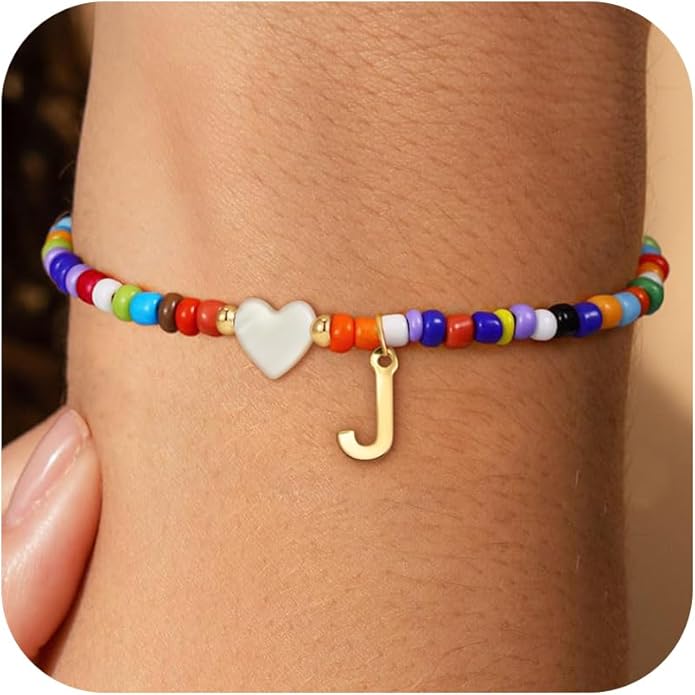 Christmas Gifts for Grandkids Teens Girls - Cute Beaded Heart Initial Bracelets for Women Teen Girl Trendy Stuff, Birthday Gifts Stocking Stuffers for Teen Girls Women Jewelry