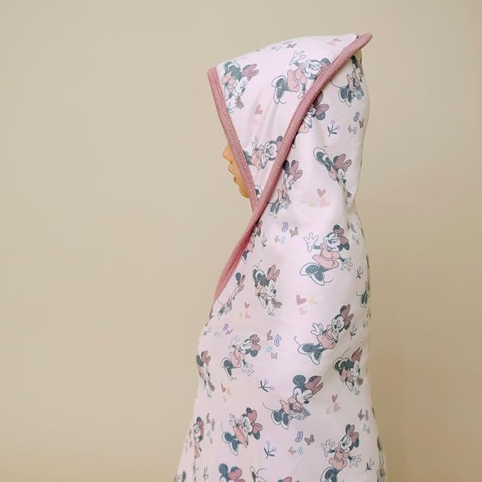 Premium Knit Hooded Bath Towel "Minnie Mouse" by Copper Pearl