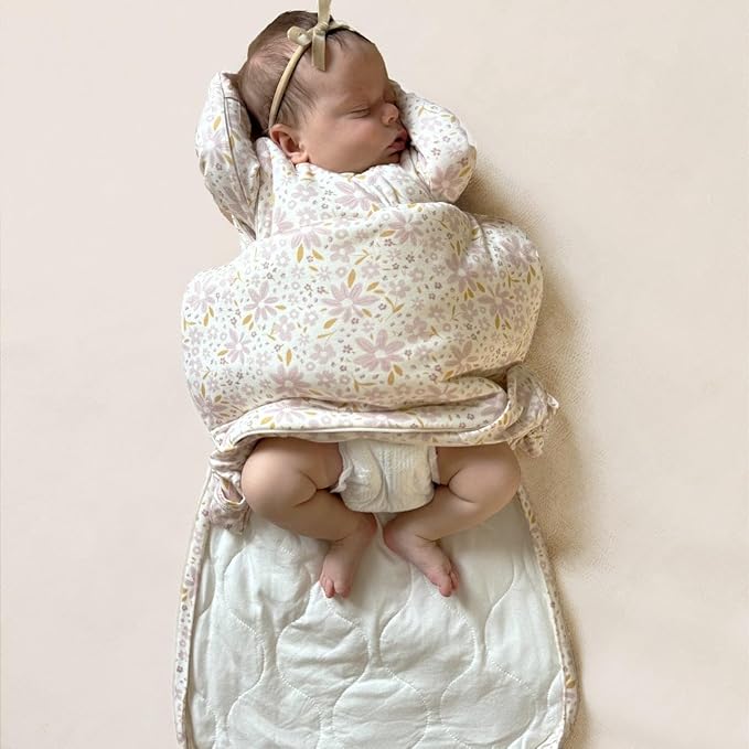 GUNAMUNA Baby Swaddle Sleep Sack, Ultra-Soft Fabric, WONDERZiP for Easy Changes, Arms In or Out, 0.5 TOG, 0-3 Months
