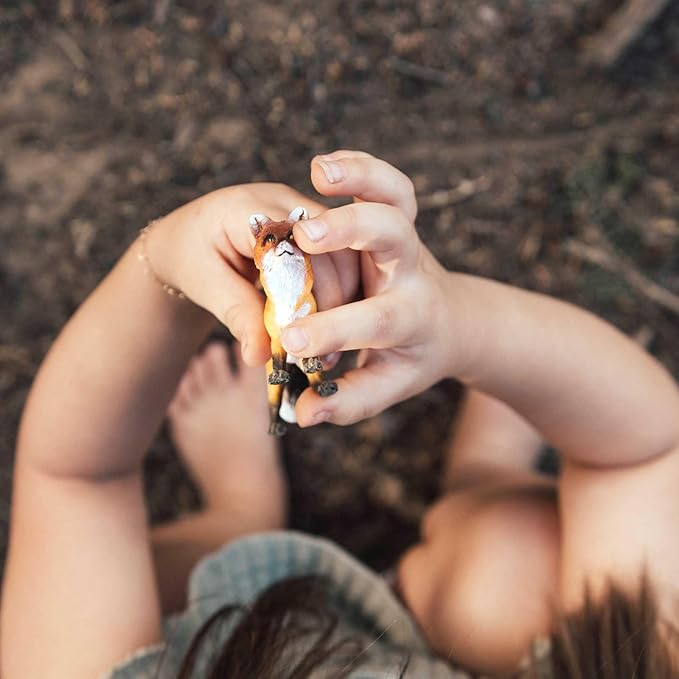 Safari Ltd. Red Fox Figurine - Detailed 3.5" Plastic Model Figure - Fun Educational Play Toy for Boys, Girls & Kids Ages 1+