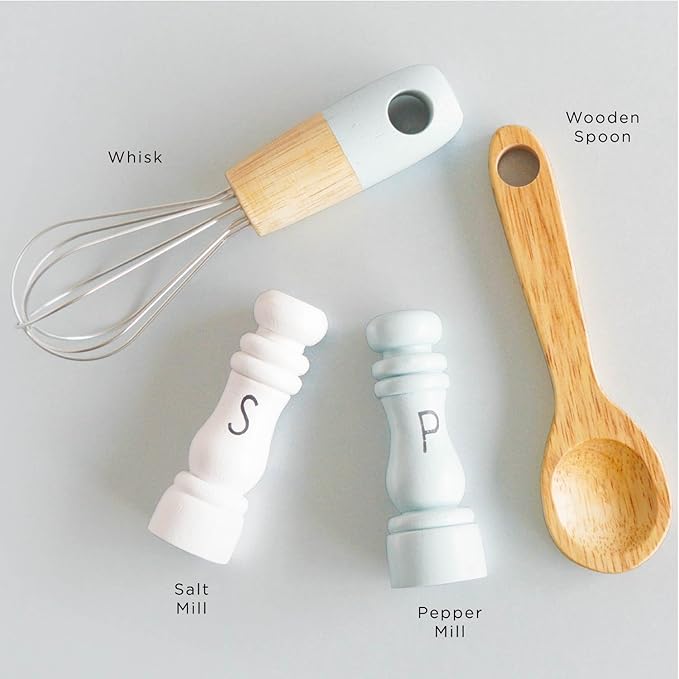 Le Toy Van Oxford Deluxe Toy Kitchen Premium Wooden Toys for Kids Ages 3 Years & Up, Oxford Deluxe Kitchen