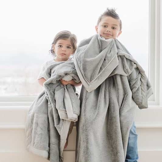 SARANONI Luxury Lush Kids Blanket | Ultra-Soft & Cozy Plush Comfy Blankets for Kids & Teens | Gray - 40” x 60”