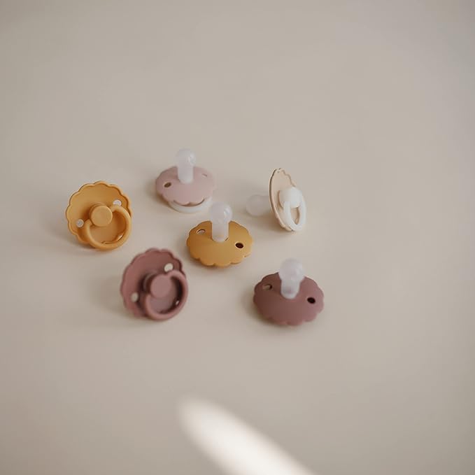 FRIGG Daisy Natural Rubber Baby Pacifier | Made in Denmark | BPA-Free (Rose Gold/Honey Gold, 0-6 Months) 2-Pack