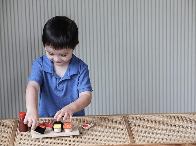 PlanToys® Wooden Pretend Play Food Sushi Kit for Kids | Kitchen Toy Includes Sushi Rolls, Nigiri, Soy Sauce Bottle & Serving Tray | Montessori Kitchen Role Play Toy for Toddlers