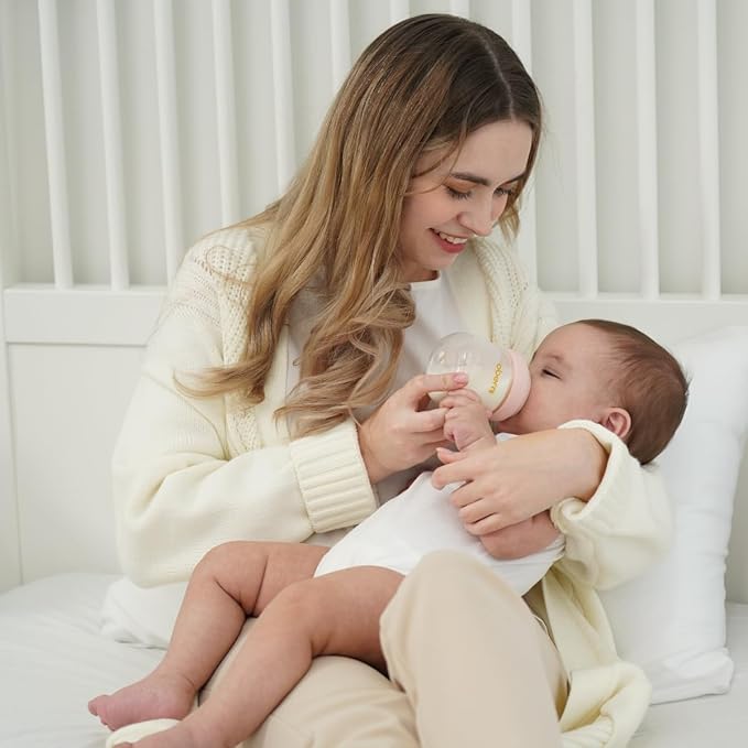 Glass Baby Bottles,Anti Colic Breastfeeding Bottle with Natural Response Nipple Size S,Wide Neck Slow Flow Baby Bottle for Baby,Newborn,Preemie 0-3 0-6 Month,BPA Free (Green, 1 Pack, 5 Ounce)