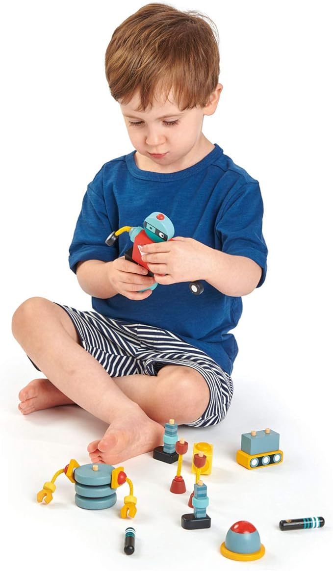 Tender Leaf Toys - Robot Construction - 17 Pieces Wooden Construction Set to Build and Stack 3 Robot in Endless Variations - Develops Problem Solving Skills and Imaginative Play for Children 3+