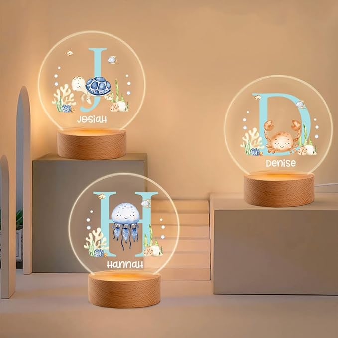 callie Acrylic Night Light Name Plate Personalized, Custom Cute Fox Deer Turtle Forest Animal with Wooden Base Bedroom Decor, Birthday Gifts Kid Gifts for Family (Animaux Marins)