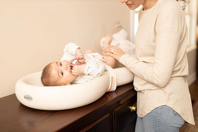 Keekaroo Peanut Changer Baby Vanilla– The Original Made in USA Easy-to-Clean Changing pad and The only Shell Over Foam, Fully Water Repellant