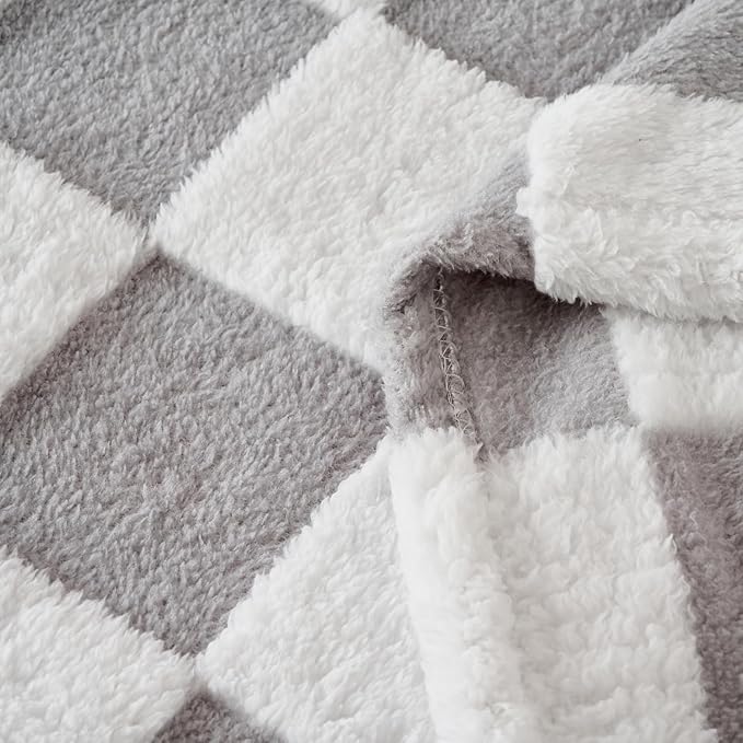 Fleece Baby Blanket for Unisex 3D Checkerboard Design, Warm Cozy and Fluffy Infant Newborn Toddler Small Receiving Blankets for Stroller, 30x40 Inches,Grey