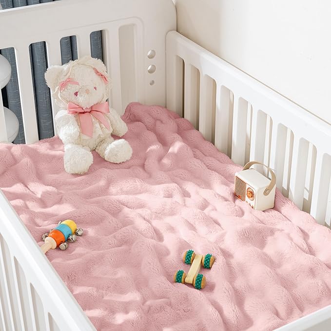 Fleece Baby Blanket for Girls 3D Bubble Design, Warm Cozy and Fluffy Infant Newborn Toddler Small Receiving Blankets for Crib Stroller, 30x40 Inches, Pink