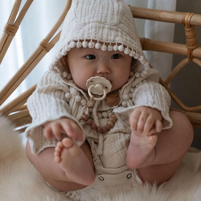 FRIGG SilkySoft Silicone Baby Pacifier 4-Pack Snowflake Dream | Made in Denmark | BPA-Free (0-6 Months)