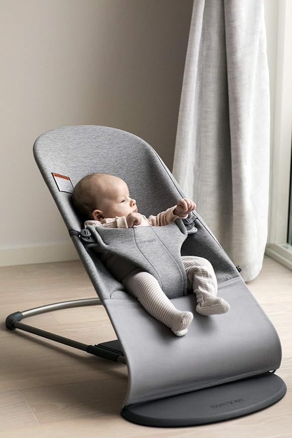 BabyBjörn Bouncer Bliss, Light Gray, 3D Jersey | 2-in-1 Adjustable Baby Bouncer Seat and Toddler Chair, Newborn to Toddler (8-29 lbs), 4 positions, Lightweight & Portable