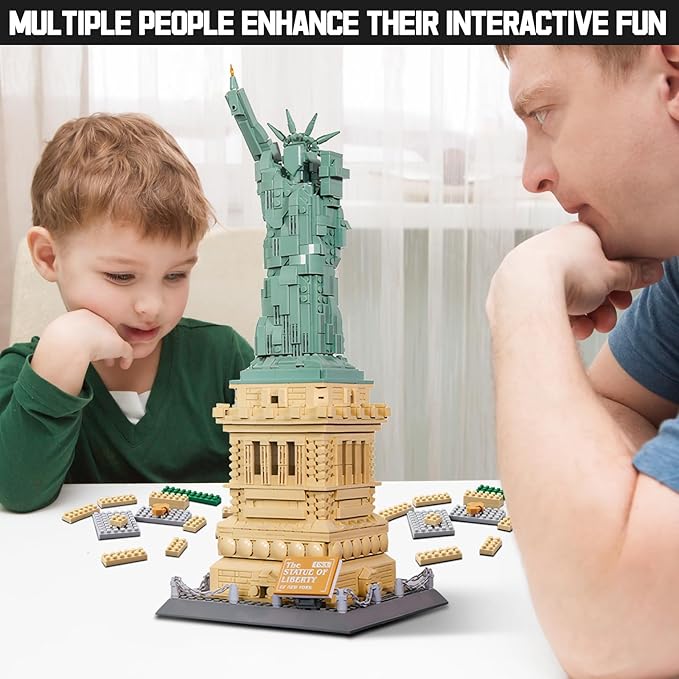 Statue of Liberty Building Blocks Sets Collectible New York City Architecture Souvenir Model World Famous Landmark Building Kits Toys Gift for Adults Kids and Teens 1409PCS