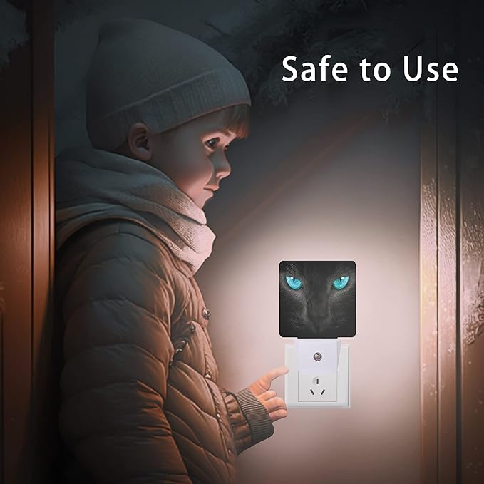 Cat Night Light,Black Cat Eye Plug-in Night Lights with Dusk-to-Dawn Sensor for Girlfriend/Boyfriend Gift Sleep Friendly lamp for Bedroom, Bathroom and Living Room,0.5W