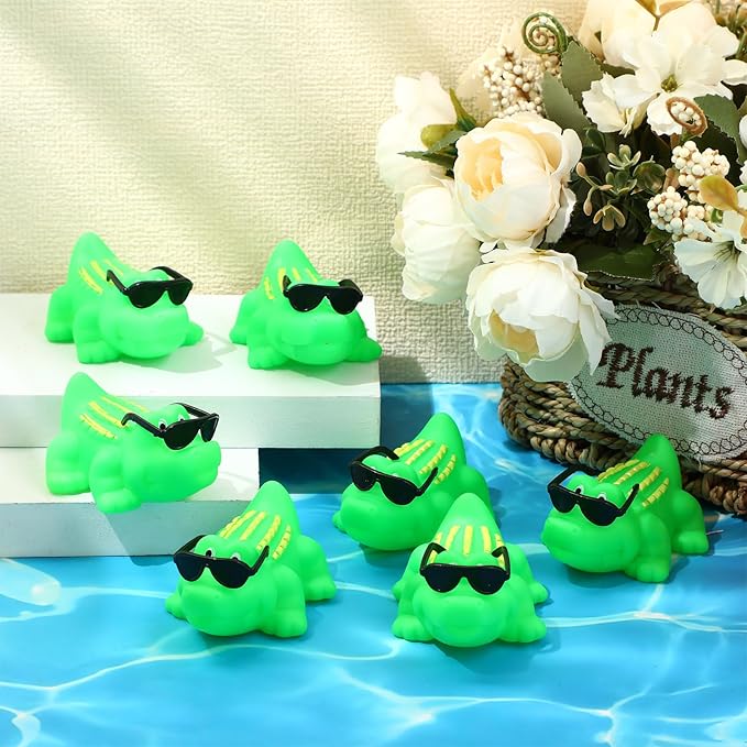 100 Set Mini Rubber Alligator with Sunglasses Bath Toy Bulk Tiny Small Crocodiles Bathtub Float Squeak Toy for Shower Birthday Summer Pool Beach Party Decoration
