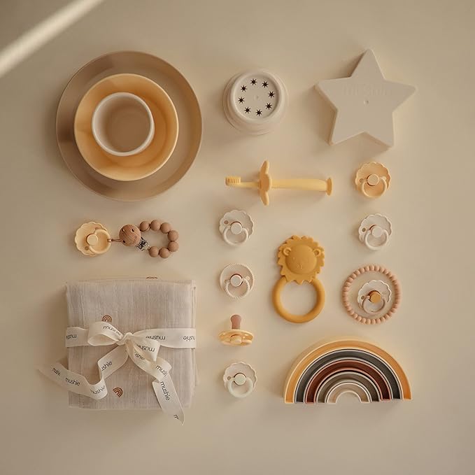 mushie Round Dinnerware Plates for Kids | Made in Denmark, Set of 2 (Daffodil)