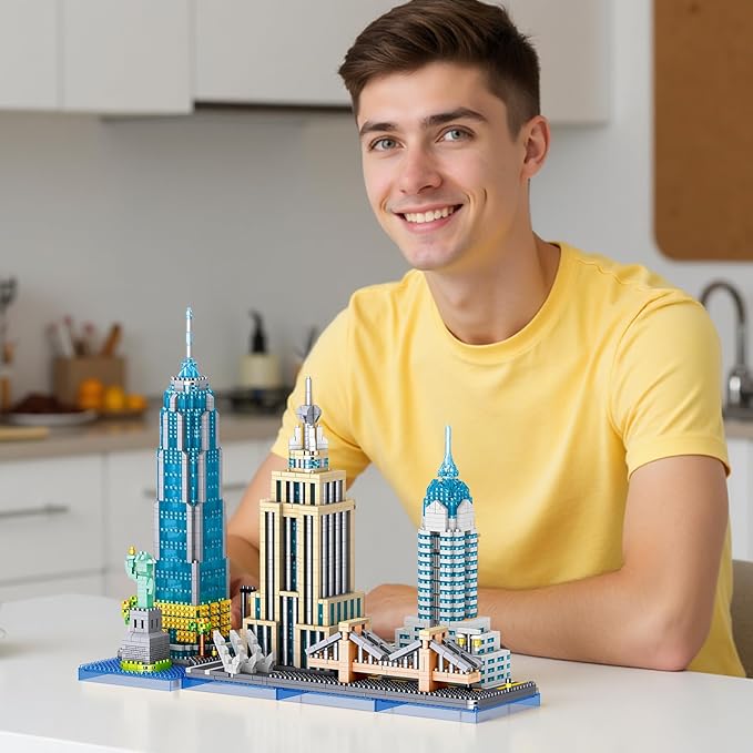 New York Skyline Micro Mini Blocks Building Set, The Statue of Liberty,Empire State Architecture Building, Brooklyn Bridge, Gift for Kids and Adults (3262 Pieces)