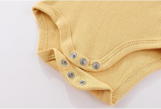 Kiddiezoom Newborn Baby Layette Set 10-Piece with Bodysuits and Pants Set for Unisex Baby Gift Sets