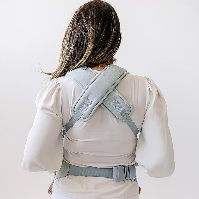 Ava & Oliver Essential Baby Carrier – Ergonomic, Hip-Healthy Soft Structured Carrier for Infants & Toddlers (7–35lbs) - Front and Back Carry, Breathable Fabric, Stylish & Lightweight (Denim)