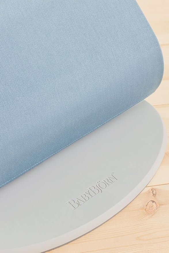 BabyBjörn Bouncer Bliss, Blue, Woven, Petal Quilt | 2-in-1 Adjustable Baby Bouncer Seat and Toddler Chair, Newborn to Toddler (8-29 lbs), 4 Positions, Lightweight & Portable