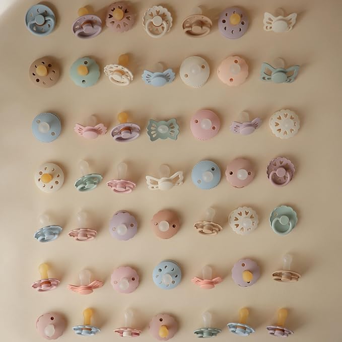 FRIGG Lucky Symmetrical SilkySoft Silicone Baby Pacifier | Made in Denmark | BPA-Free (Soft Lilac/Pretty in Peach, 0-6 Months)