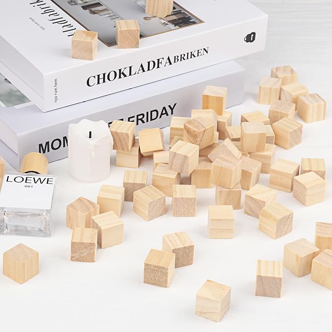 GNIEMCKIN 600 Packs Wooden Blocks for Crafts, 0.8 Inch Pine Wood Cubes, Wooden Cubes for Paint, Stamp, Decorate, DIY Projects and Personalized Gifts