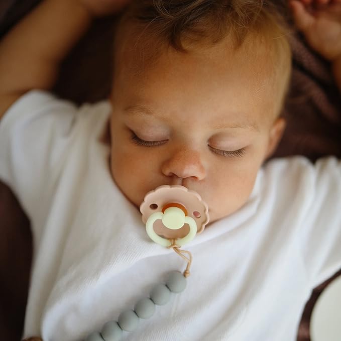 FRIGG Daisy Night Natural Rubber Baby Pacifier | Made in Denmark | BPA-Free (Portobello/Croissant, 0-6 Months) 2-Pack
