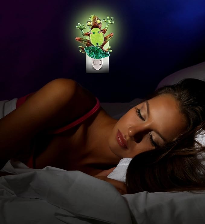 Puzzled Frog Night Light Lamp - Plug in Night Light with On Off Switch, Energy-Efficient Animal Lamp for Stairways, Bedrooms, Bathrooms, Nursery Rooms, Cute Little Green Frog Decor