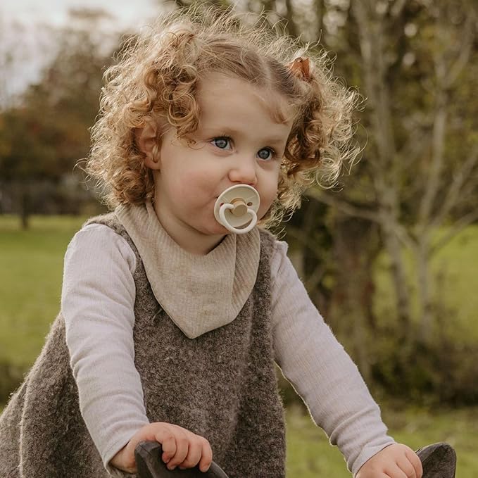 FRIGG SilkySoft Silicone Baby Pacifier 4-Pack Crystal Sparkle | Made in Denmark | BPA-Free (0-6 Months)