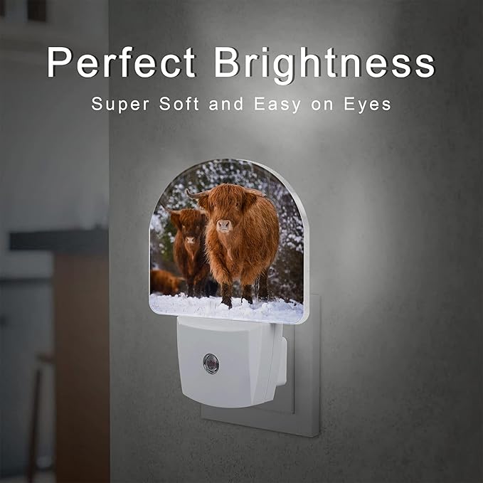 Highland Cow Night Light for Kids, Winter Wild Animals Night Light Plug in with Dusk to Dawn Sensor, 0.5w Energy Saving Sleep Friendly Nightlight for Hallway Stairway Kitchen Bedroom