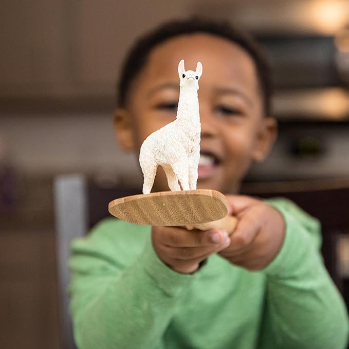 Schleich Farm World - 4" Llama Figurine - Realistic Farm Animal Toys for Boys and Girls - Screen Free Imaginative Play for Kids 3+