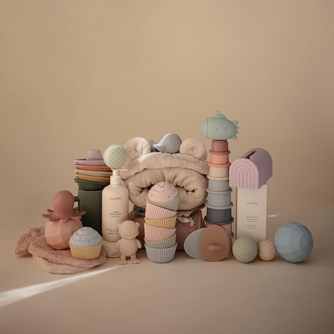 mushie Stackable Bath Boats Toy (Petal) | Floating Bathtub Toys for Baby & Toddler, Set of 5 | Made in Denmark