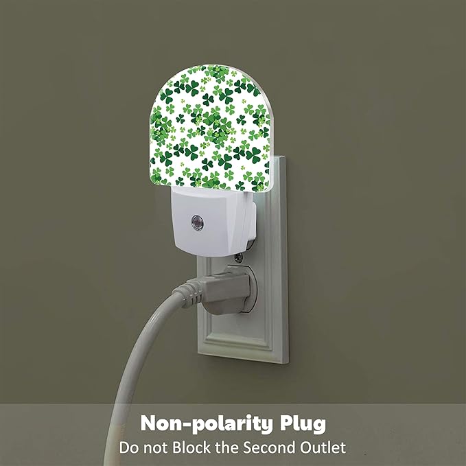 St Patrick's Day Shamrock Night Light Plug into Wall,Green Ireland Clover Leafs Dusk to Dawn Night Light Plug in,0.5w Energy Saving Sleep Friendly NightLight for Kids Boys Girls Home Decor