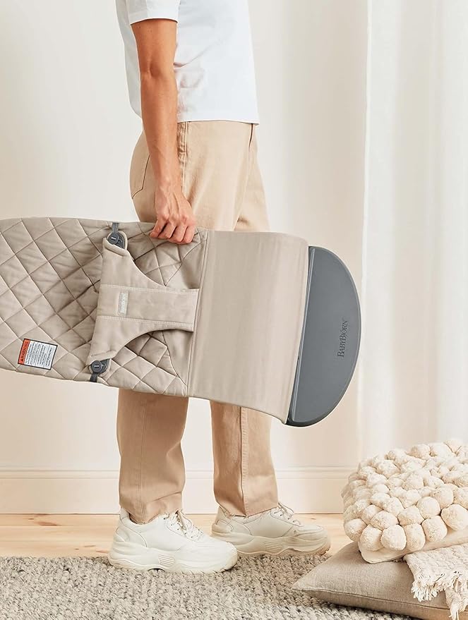 BabyBjörn Bouncer Bliss, Sand Gray, Woven, Classic Quilt | 2-in-1 Adjustable Baby Bouncer Seat and Toddler Chair, Newborn to Toddler (8-29 lbs), 4 Positions, Lightweight & Portable