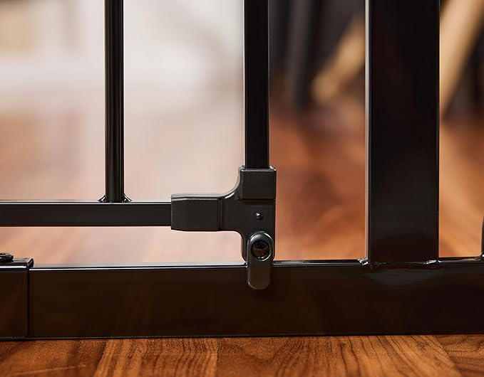 REGALO EXTRA WIDE SAFETY GATE