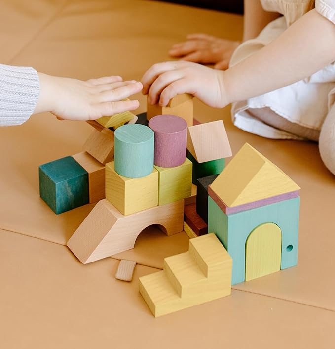 kiko+ gg Tsumiki House-Shaped Wooden Building Block Set