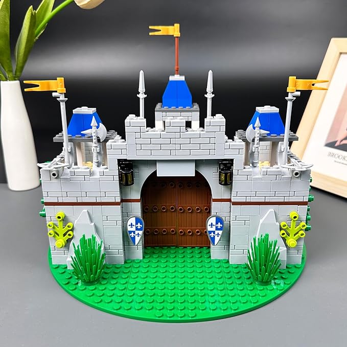 Usoway Medieval Knight Castle Building Blocks Set,Comes with 12 Knights Figures,Compatible with Lego Medieval Town Square Toys,for Adult and Children Ages 6+, 607016