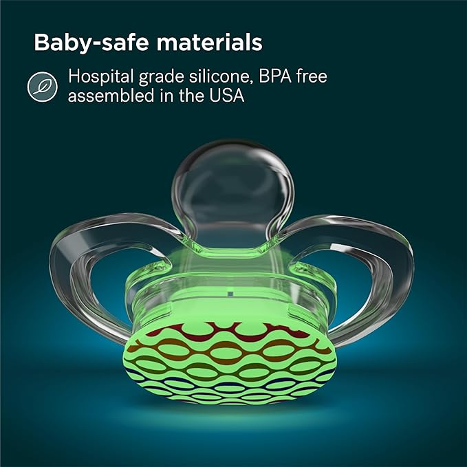 Smilo Baby Pacifier with Orthodontic Design for Healthy Dental Development - Stage 1 for Babies 0-3 Months - Pack of 3X 100% Silicone Newborn Pacifiers BPA Free - Glow-in-The-Dark