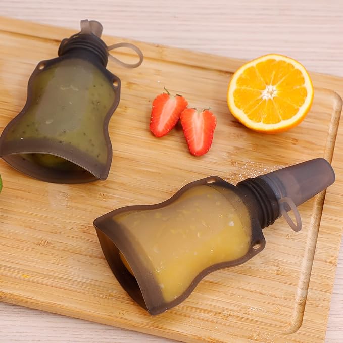 Haakaa Silicone Baby Food Spoon, Squeeze Feeding Spoon with Dust Cover, Portable Reusable Food Storage Pouch. Great for soft foods and liquids, 4oz, 1 Pack.